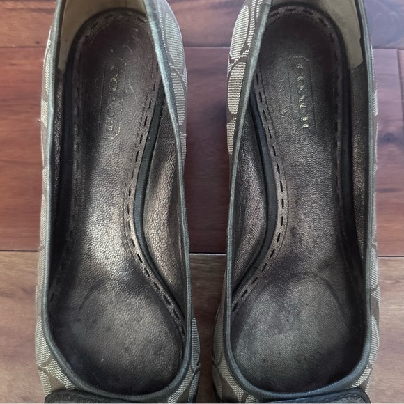 Coach Signature Wedge - Picture 7 of 8